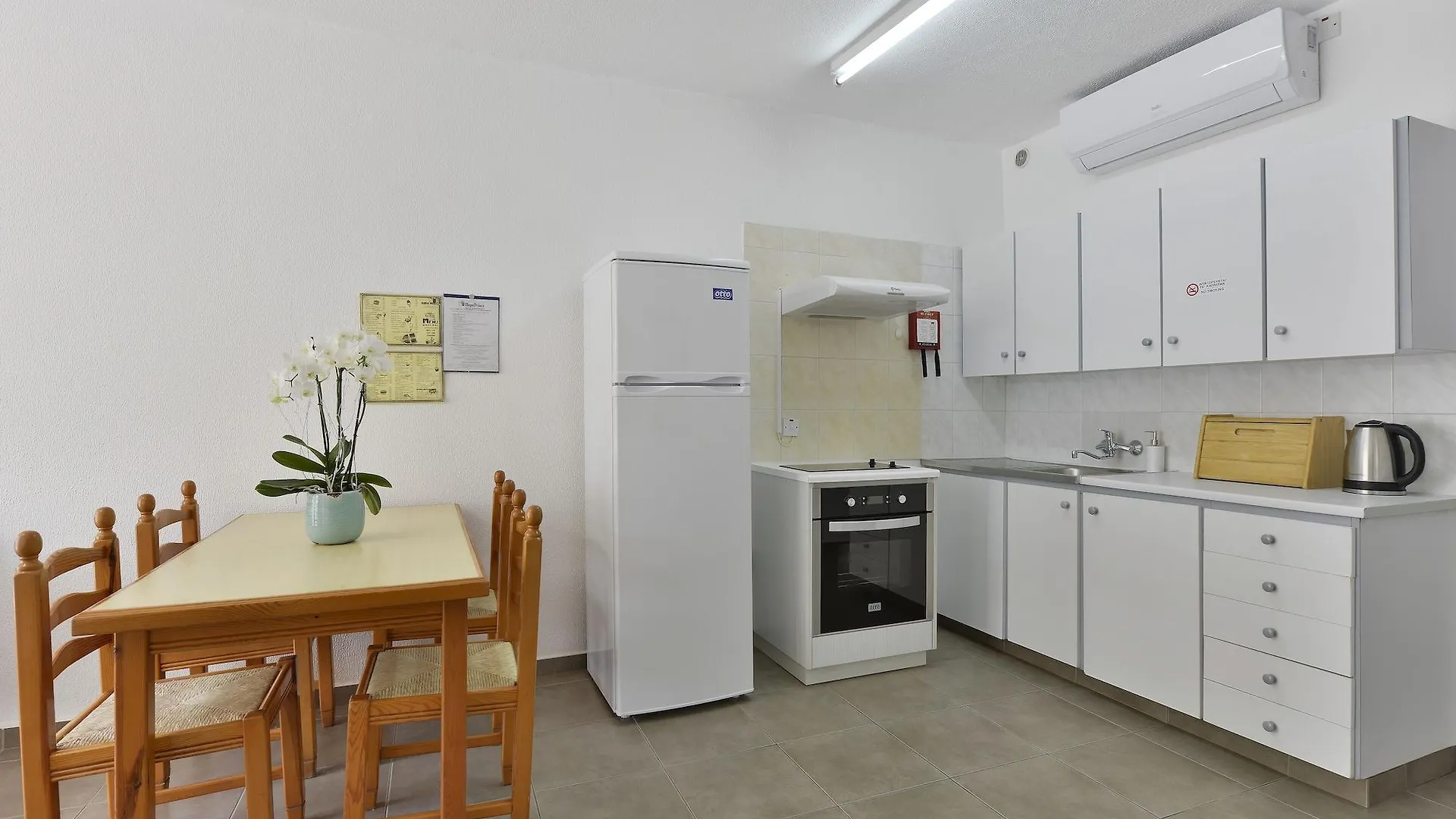 *** Apartmanhotel Napa Prince Hotel Apts Ajía Nápa Ciprus