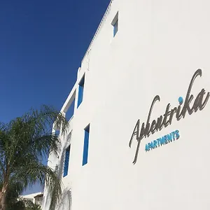 κάντε κράτηση εδώ