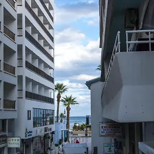 Les Palmiers House Apartment Larnaca